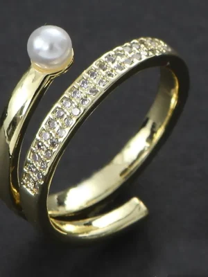 Elegant Pearl Accent Ring